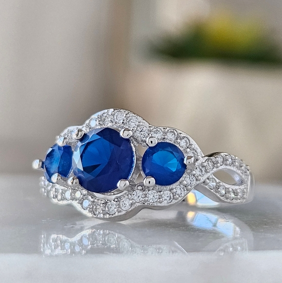 Royal Blue Sapphire Gemstone ring, size 7, 925 Sterling Silver Charmed Aroma - Picture 2 of 7
